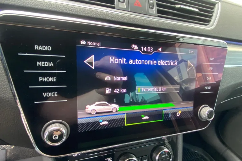 Skoda Superb din 2021 cu 91.200 km - oferta SKO198203 - foto 21