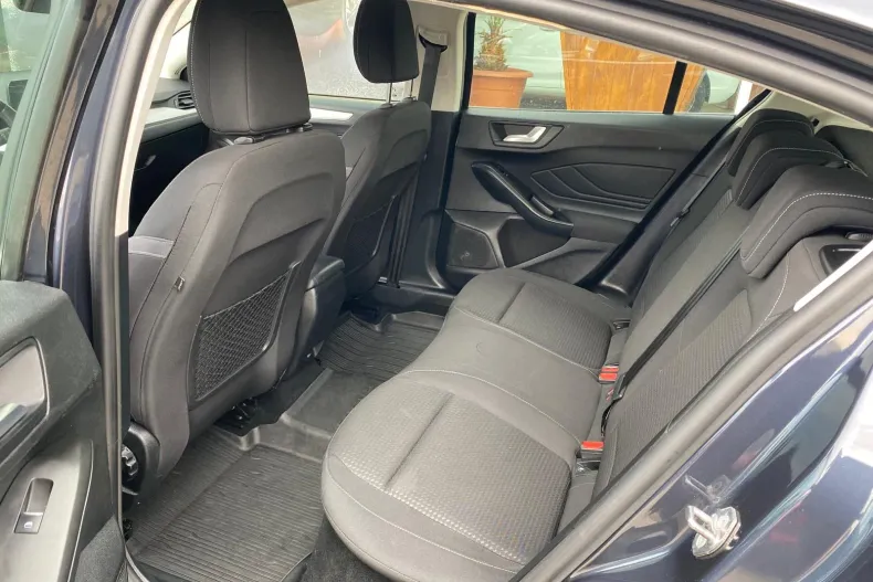 Ford Focus din 2021 cu 153.270 km - oferta FOR198206 - foto 13