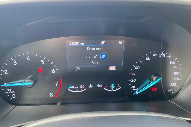 Ford Focus din 2021 cu 153.270 km - oferta FOR198206 - foto 23