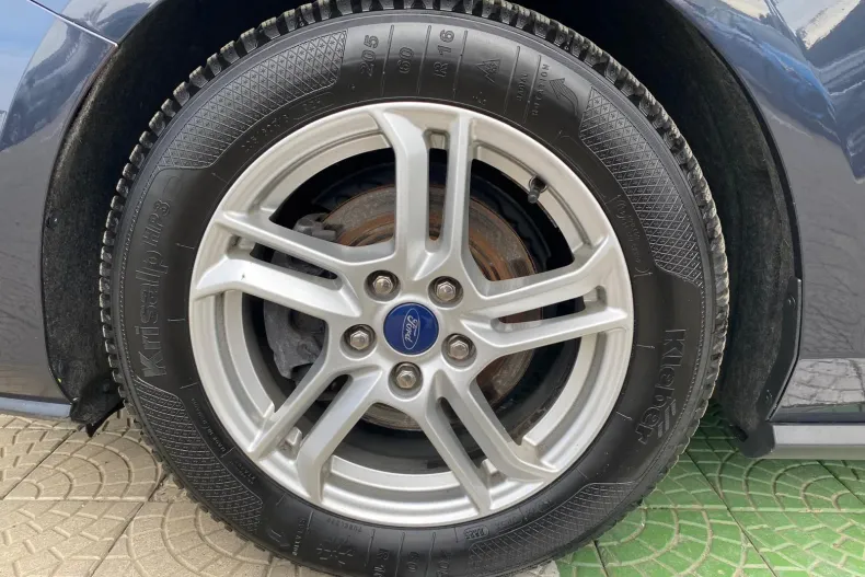 Ford Focus din 2021 cu 153.270 km - oferta FOR198206 - foto 29