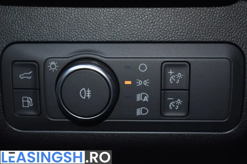 Ford Kuga din 2025 cu 1 km - oferta FOR198210 - foto 17