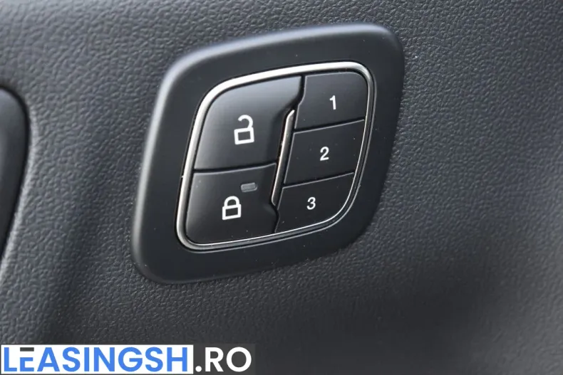 Ford Kuga din 2025 cu 10.000 km - oferta FOR198211 - foto 13