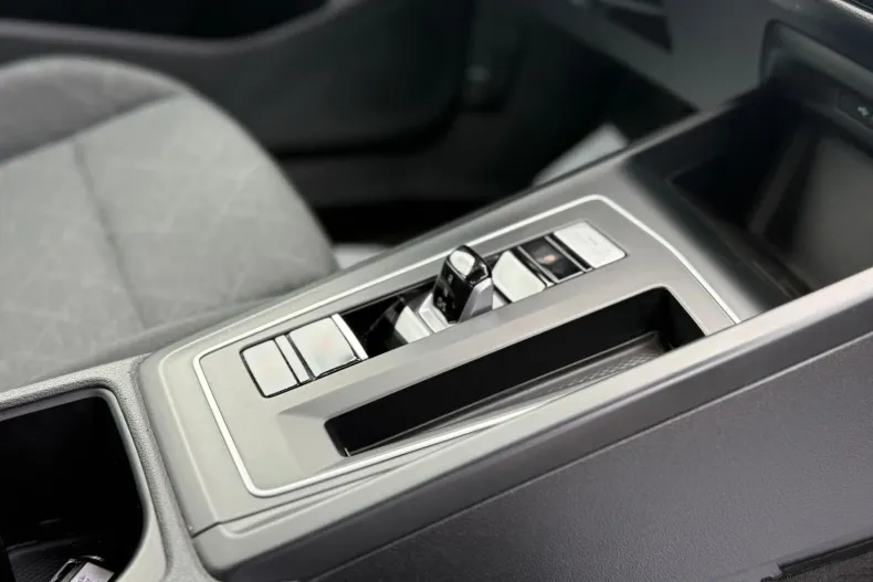 Volkswagen Golf din 2021 cu 81.803 km - oferta VOL198213 - foto 21