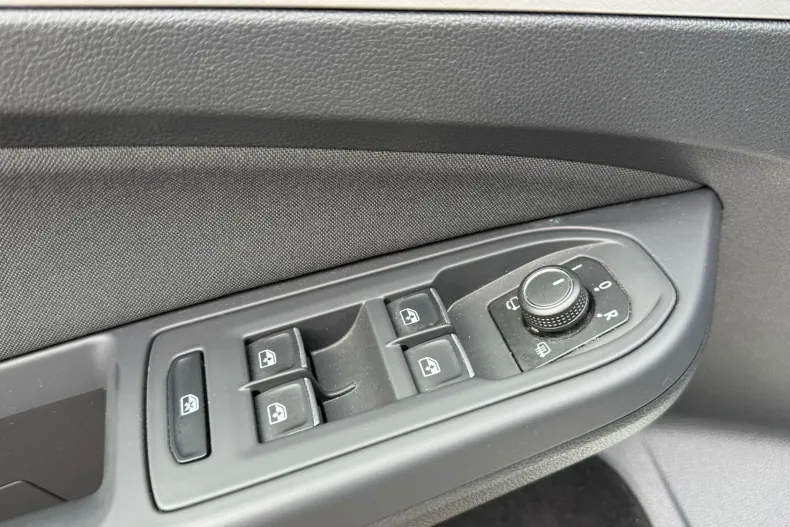 Volkswagen Golf din 2021 cu 82.947 km - oferta VOL198214 - foto 27