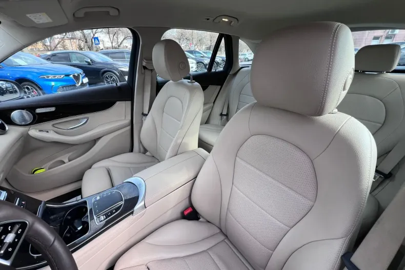 Mercedes-Benz GLC din 2020 cu 111.732 km - oferta MER198218 - foto 14