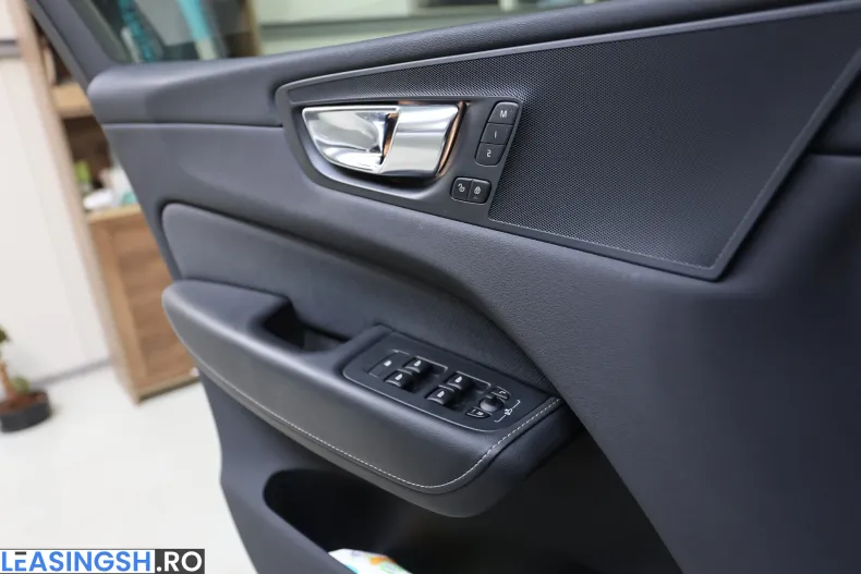 Volvo XC60 din 2021 cu 160.000 km - oferta VOL198219 - foto 24