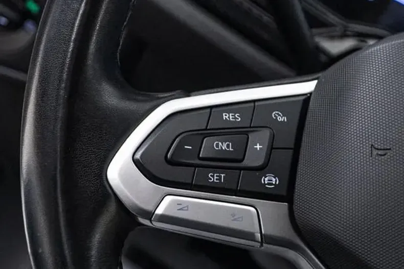 Volkswagen Polo din 2023 cu 93.000 km - oferta VOL198225 - foto 14