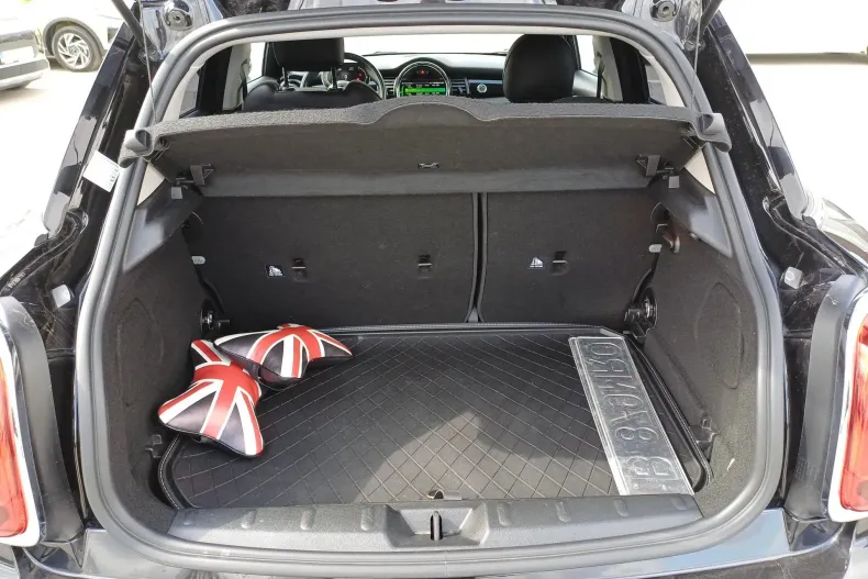 MINI Cooper S din 2020 cu 52.180 km - oferta MIN198229 - foto 20