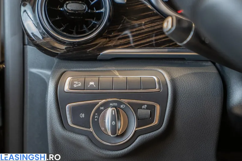 Mercedes-Benz V din 2024 cu 34.000 km - oferta MER198235 - foto 33