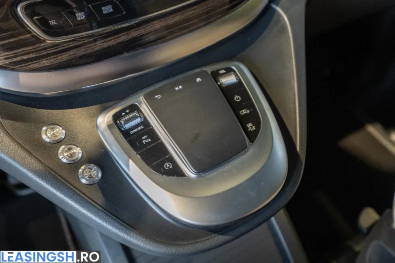 Mercedes-Benz V din 2024 cu 34.000 km - oferta MER198235 - foto 35