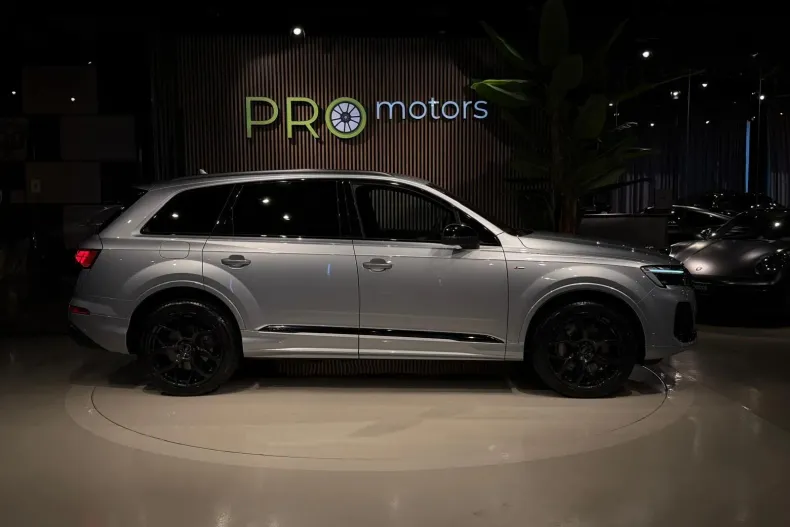 Audi Q7 din 2025 cu 10.000 km - oferta AUD198237 - foto 12