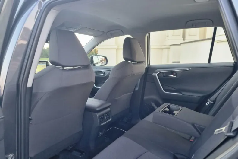 Toyota RAV4 din 2022 cu 105.635 km - oferta TOY198245 - foto 13