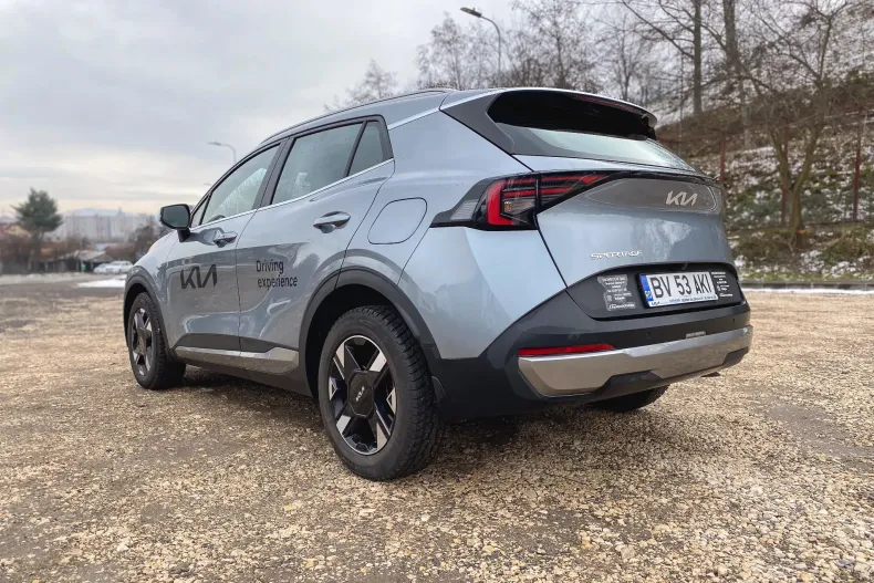Kia Sportage din 2025 cu 6.000 km - oferta KIA198247 - foto 4