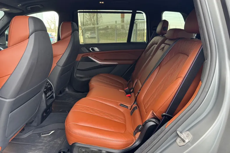 BMW X7 (Seria X) din 2023 cu 83.200 km - oferta BMW198255 - foto 18