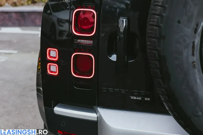 Land Rover Defender din 2020 cu 113.101 km - oferta LAN198257 - foto 13