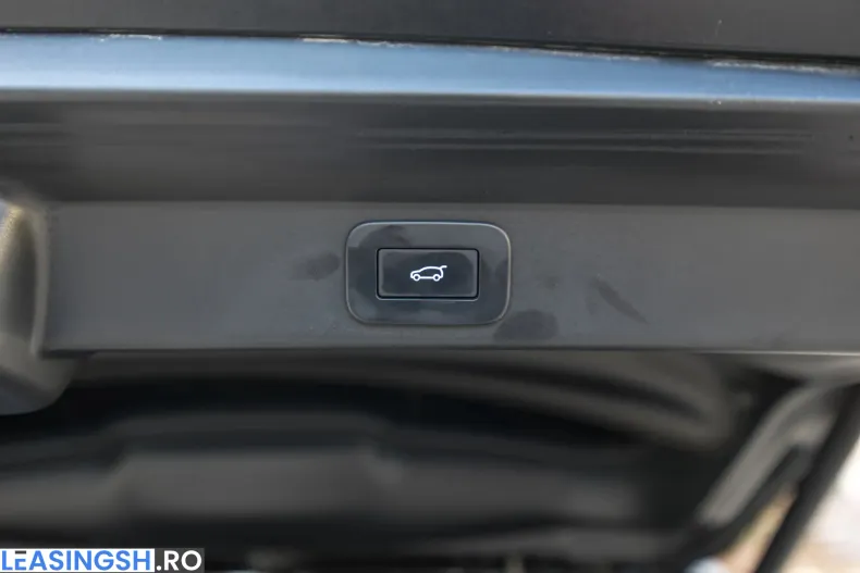 Land Rover Range Rover din 2023 cu 47.794 km - oferta LAN198259 - foto 18