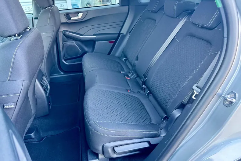 Ford Kuga din 2025 cu 1 km - oferta FOR198260 - foto 3