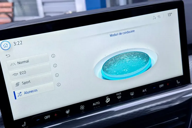 Ford Kuga din 2025 cu 1 km - oferta FOR198260 - foto 17