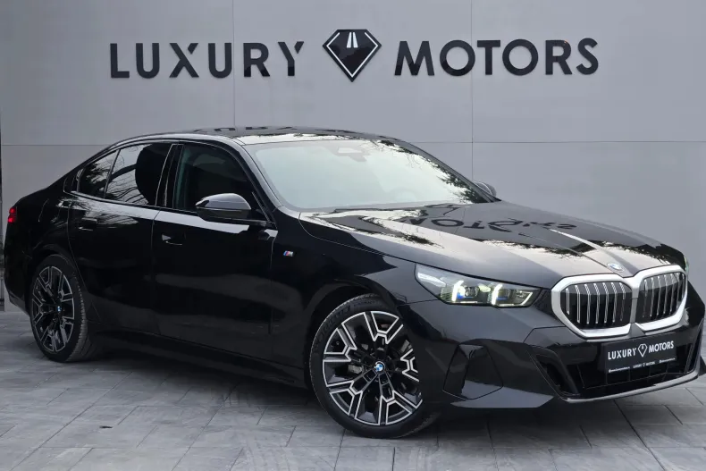 BMW 520i (Seria 5) din 2025 cu 25.600 km - oferta BMW198261 - foto 2