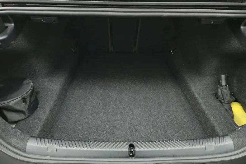 BMW 520i (Seria 5) din 2025 cu 25.600 km - oferta BMW198261 - foto 20