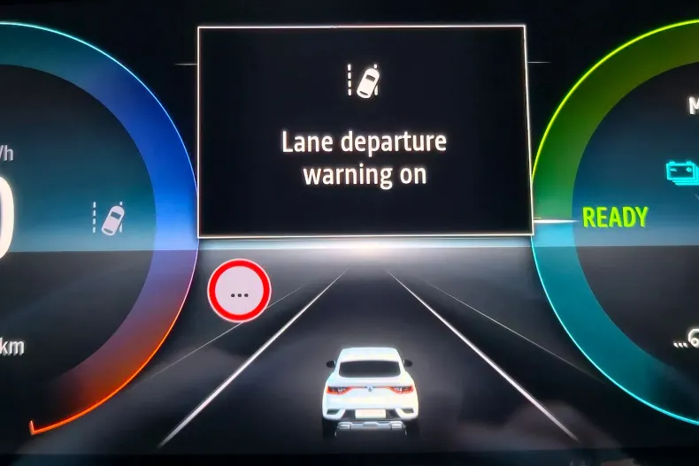 Renault Arkana din 2021 cu 69.700 km - oferta REN198262 - foto 8