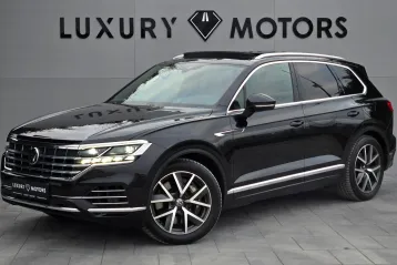 Volkswagen Touareg din 2021 - oferta VOL198264