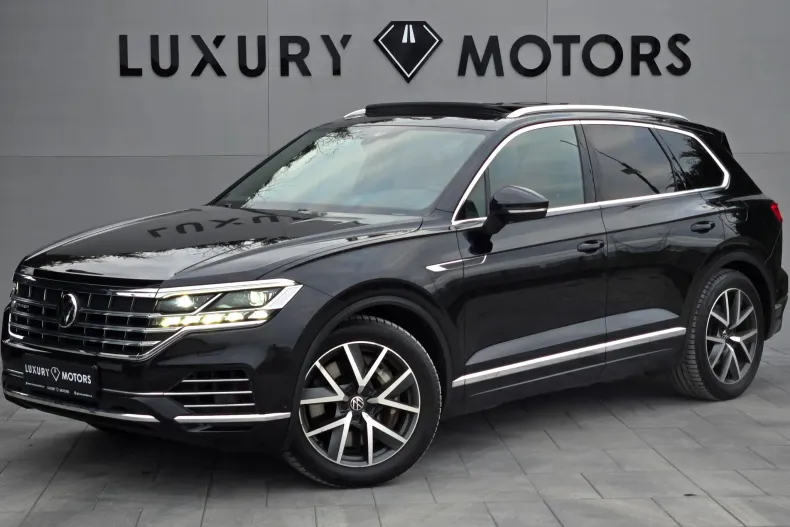 Volkswagen Touareg din 2021 cu 118.100 km - oferta VOL198264 - foto 1