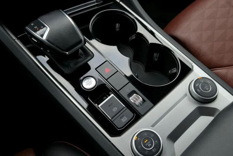 Volkswagen Touareg din 2021 cu 118.100 km - oferta VOL198264 - foto 10