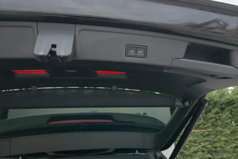 Volkswagen Touareg din 2021 cu 118.100 km - oferta VOL198264 - foto 20