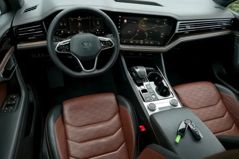 Volkswagen Touareg din 2021 cu 118.100 km - oferta VOL198264 - foto 36