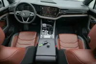 Volkswagen Touareg din 2021 cu 118.100 km - oferta VOL198264 - foto 37