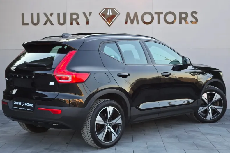 Volvo XC40 din 2021 cu 147.100 km - oferta VOL198265 - foto 5