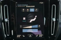 Volvo XC40 din 2021 cu 147.100 km - oferta VOL198265 - foto 26