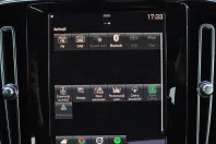 Volvo XC40 din 2021 cu 147.100 km - oferta VOL198265 - foto 29