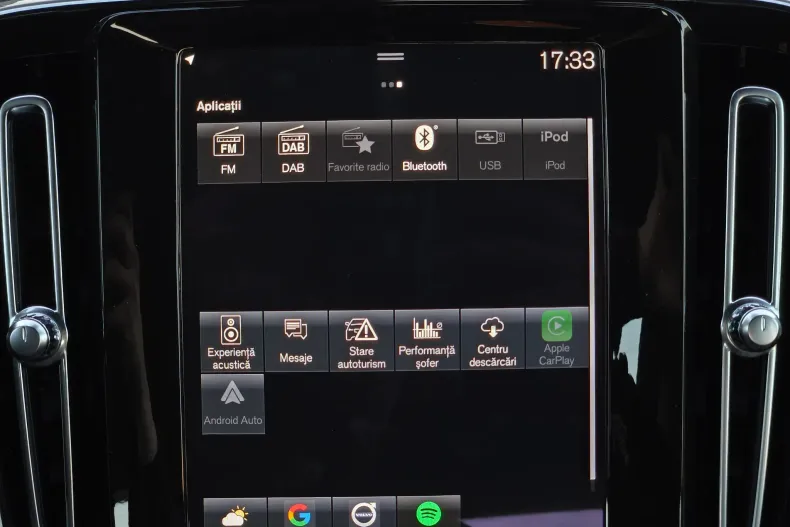 Volvo XC40 din 2021 cu 147.100 km - oferta VOL198265 - foto 29