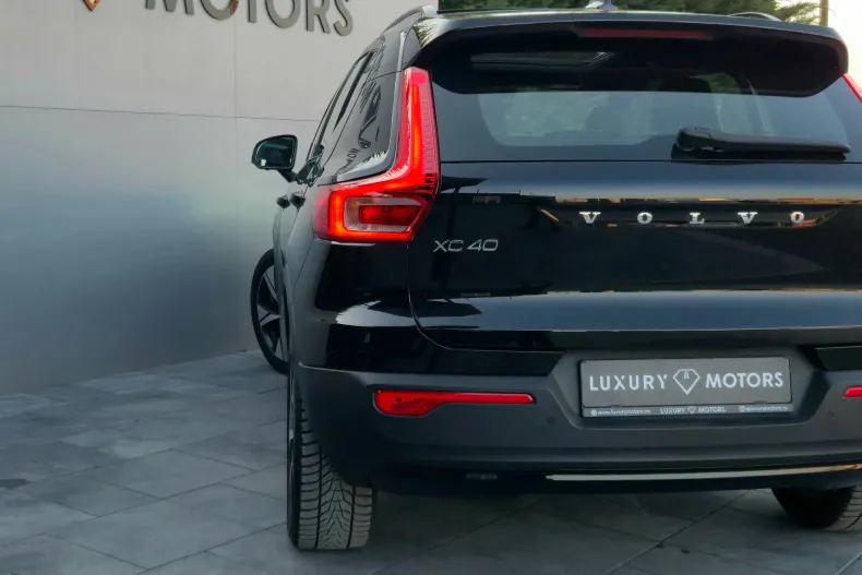 Volvo XC40 din 2021 cu 147.100 km - oferta VOL198265 - foto 40
