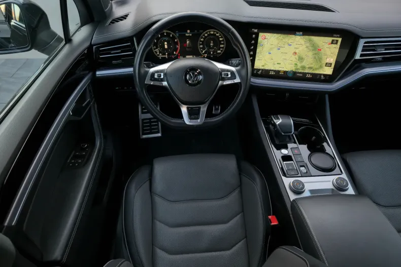 Volkswagen Touareg din 2020 cu 157.500 km - oferta VOL198266 - foto 18