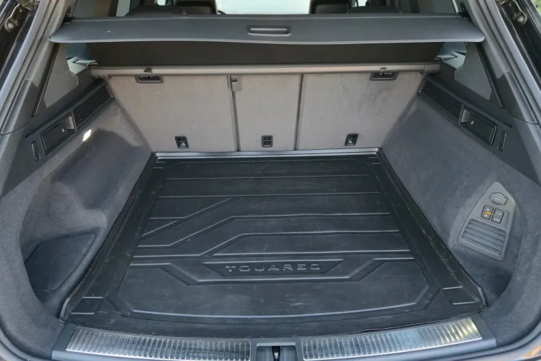 Volkswagen Touareg din 2020 cu 157.500 km - oferta VOL198266 - foto 25