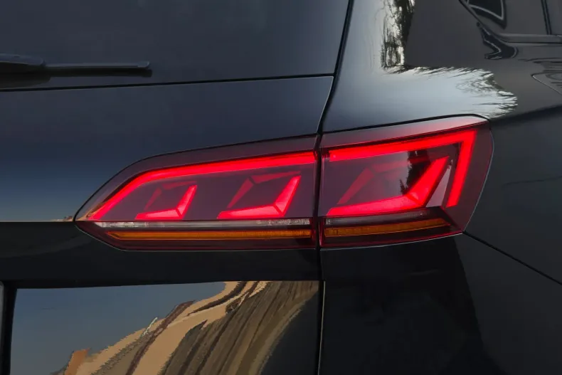 Volkswagen Touareg din 2020 cu 157.500 km - oferta VOL198266 - foto 29