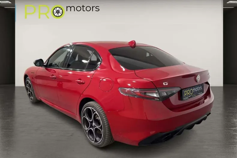 Alfa Romeo Giulia din 2023 cu 9.500 km - oferta ALF198269 - foto 3