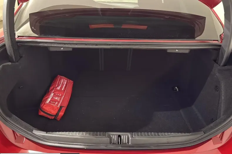 Alfa Romeo Giulia din 2023 cu 9.500 km - oferta ALF198269 - foto 13