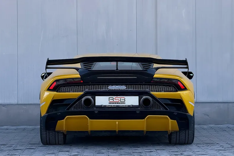 Lamborghini Huracán din 2021 cu 37.401 km - oferta LAM198278 - foto 5