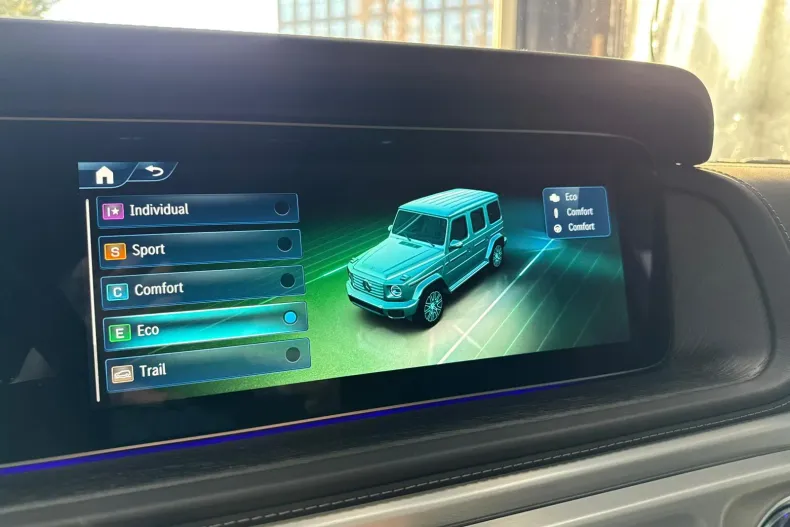 Mercedes-Benz G din 2025 cu 2.200 km - oferta MER198283 - foto 13