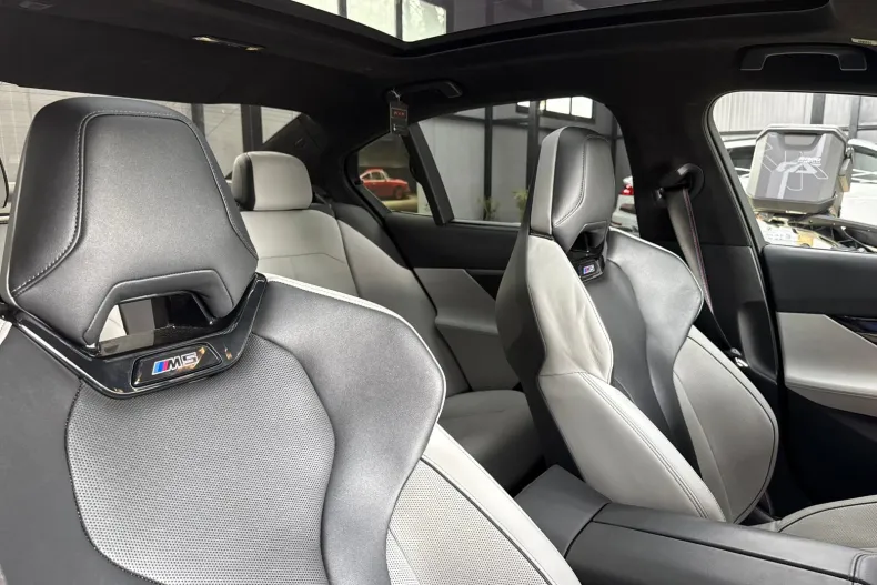 BMW M5 (Seria 5) din 2025 cu 24.000 km - oferta BMW198284 - foto 39