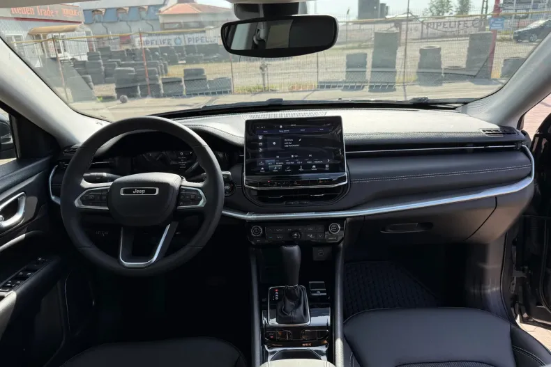 Jeep Compass din 2025 cu 1 km - oferta JEE198291 - foto 8