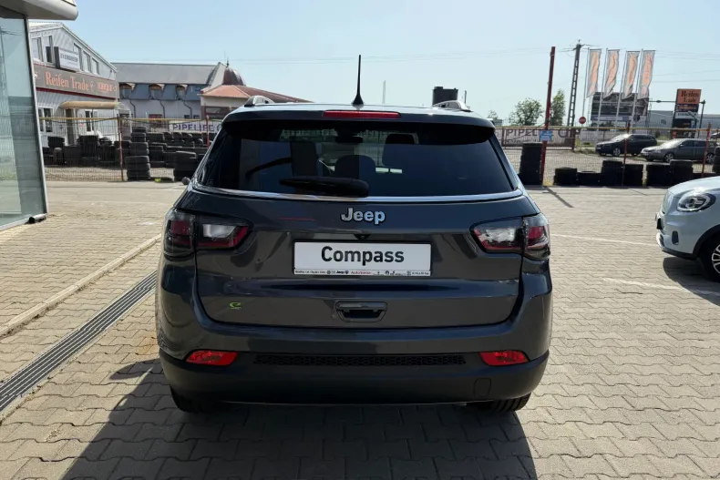 Jeep Compass din 2025 cu 1 km - oferta JEE198291 - foto 17