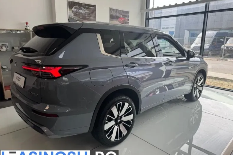 Mitsubishi Outlander din 2025 cu 1 km - oferta MIT198293 - foto 4