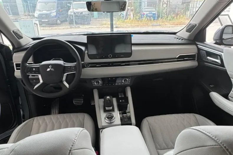 Mitsubishi Outlander din 2025 cu 1 km - oferta MIT198293 - foto 21