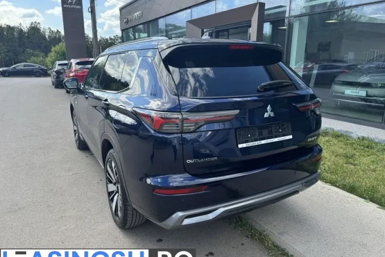 Mitsubishi Outlander din 2025 cu 1 km - oferta MIT198295 - foto 14