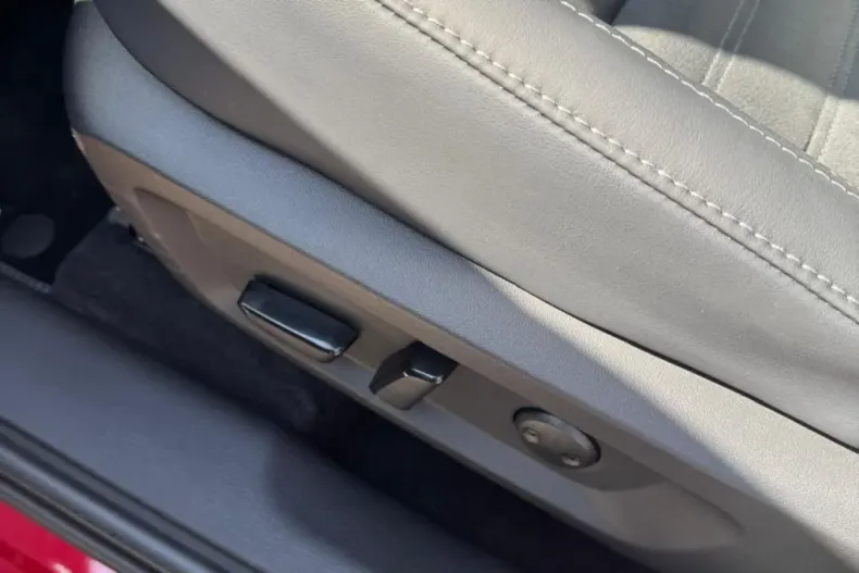 Mitsubishi Outlander din 2025 cu 1 km - oferta MIT198296 - foto 8